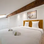 Loft In Apartamento *