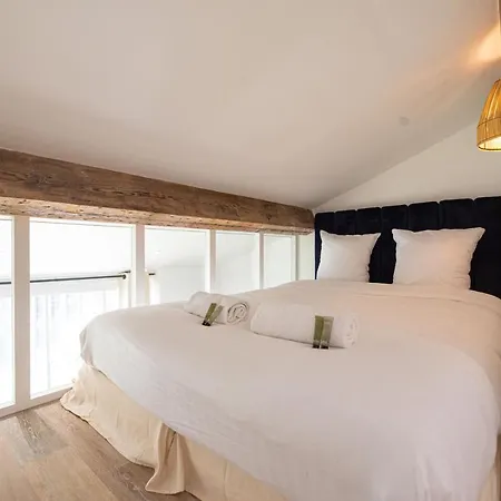 Loft In Apartment Paris