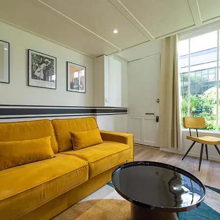 Loft In Apartment Paris