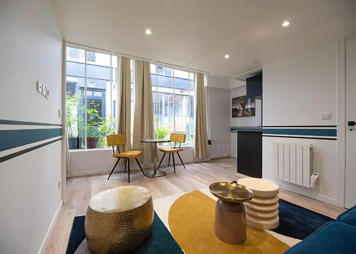 Loft In 公寓