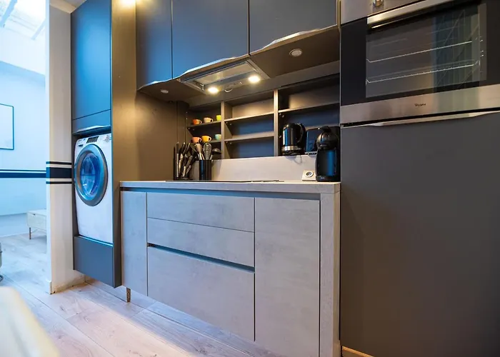Loft In *